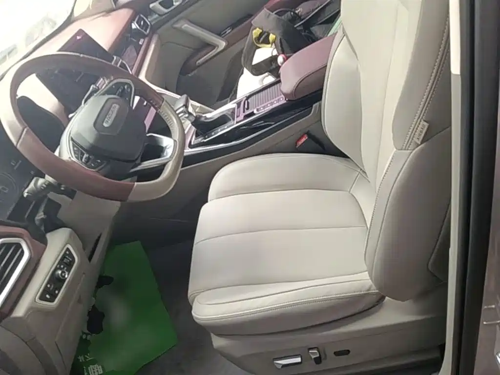 Baojun RS-5 — фото 15