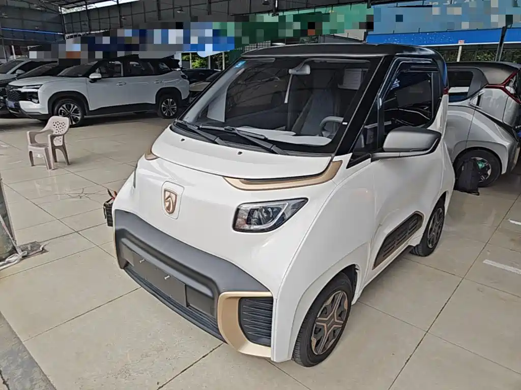Baojun E200 — фото 2