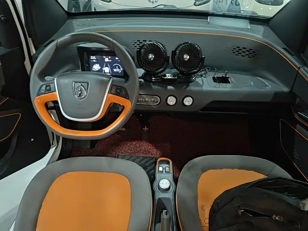 Baojun E100 — фото 10