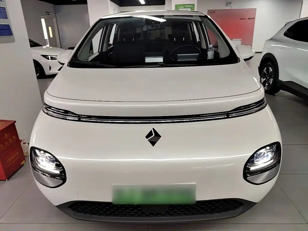 Baojun Yunduo — фото 3