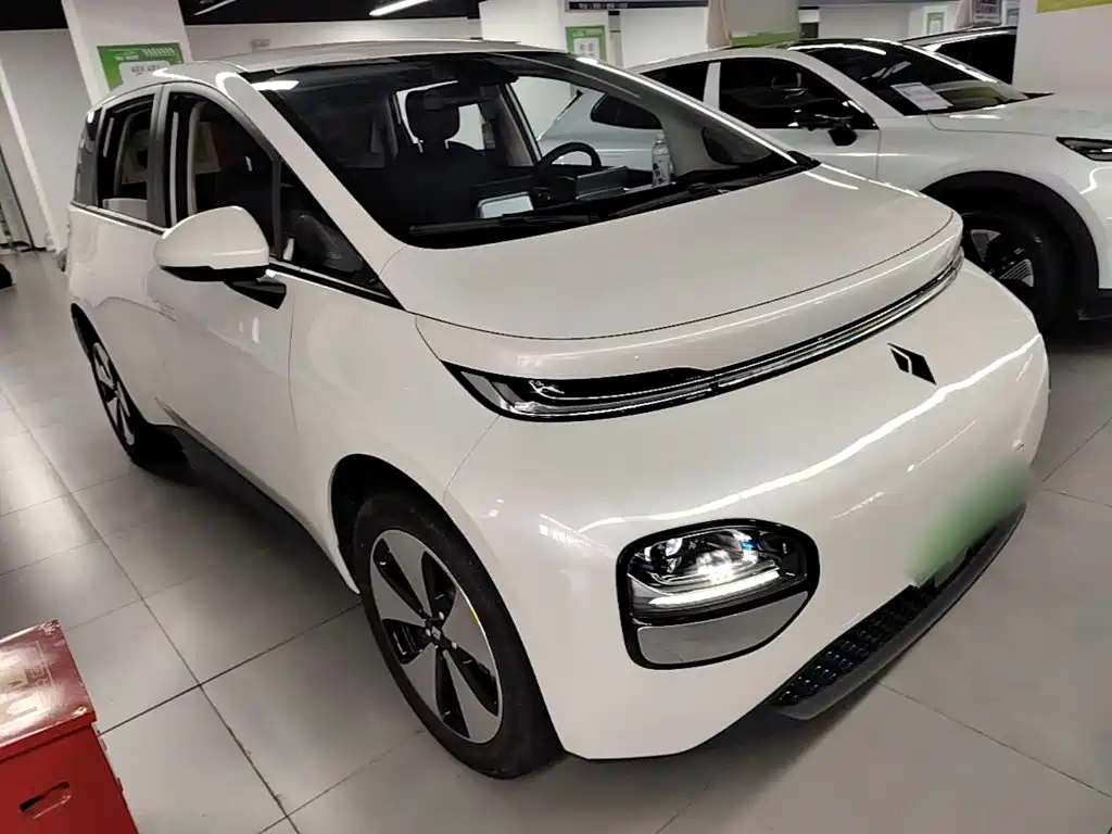 Baojun Yunduo — фото 4