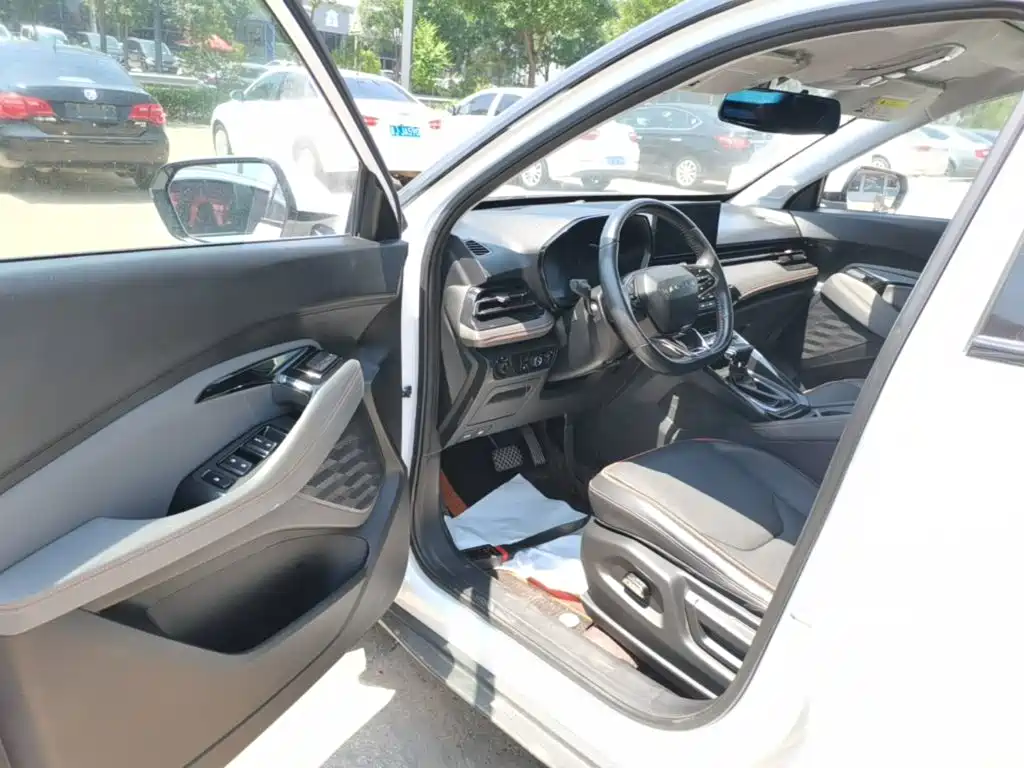 Baojun RS-3 — фото 16