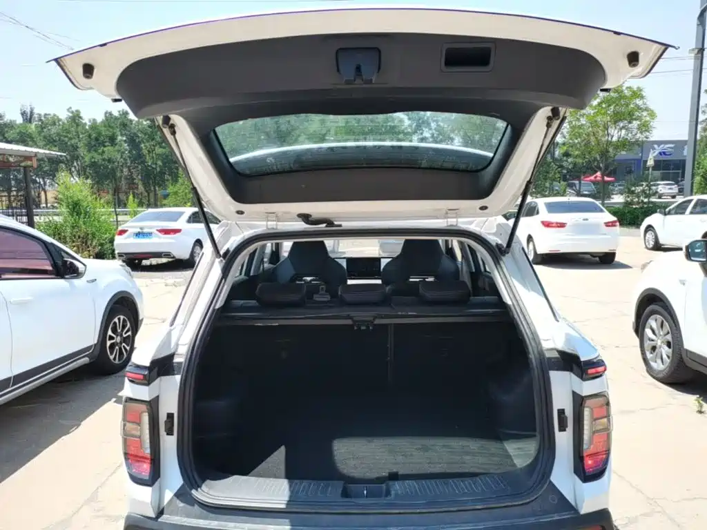 Baojun RS-3 — фото 19