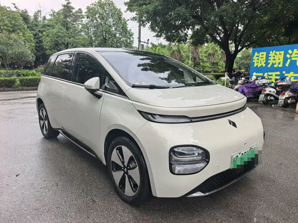 Baojun Yunduo — фото 3