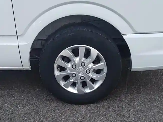 MAXUS V80 — фото 17