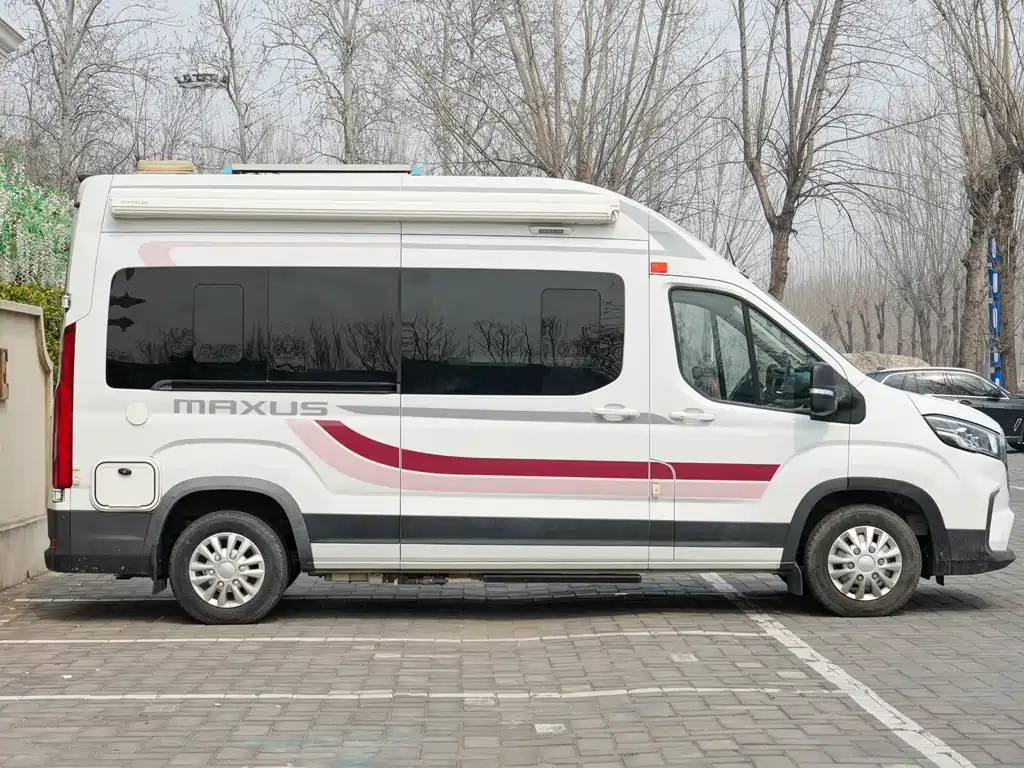 MAXUS V90 RV — фото 11