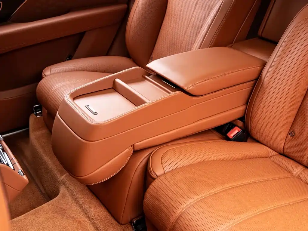 Bentley Bentayga — фото 17