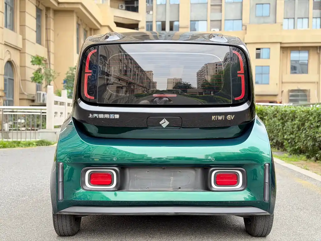Baojun KiWi EV — фото 9