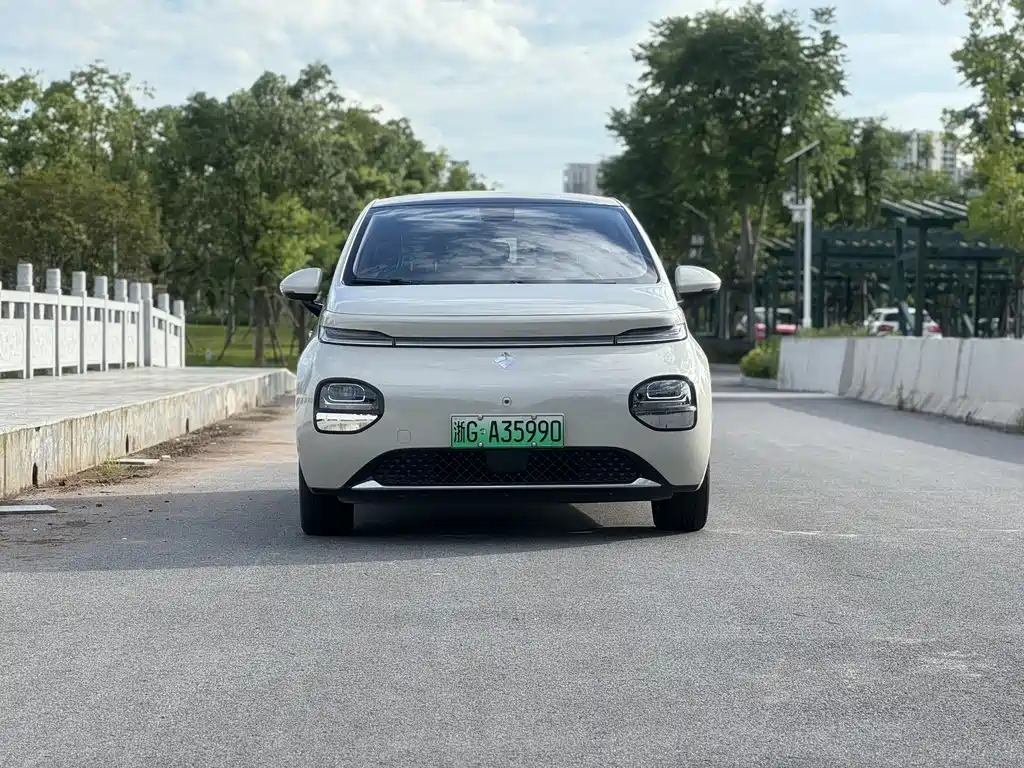 Baojun Yunduo — фото 2