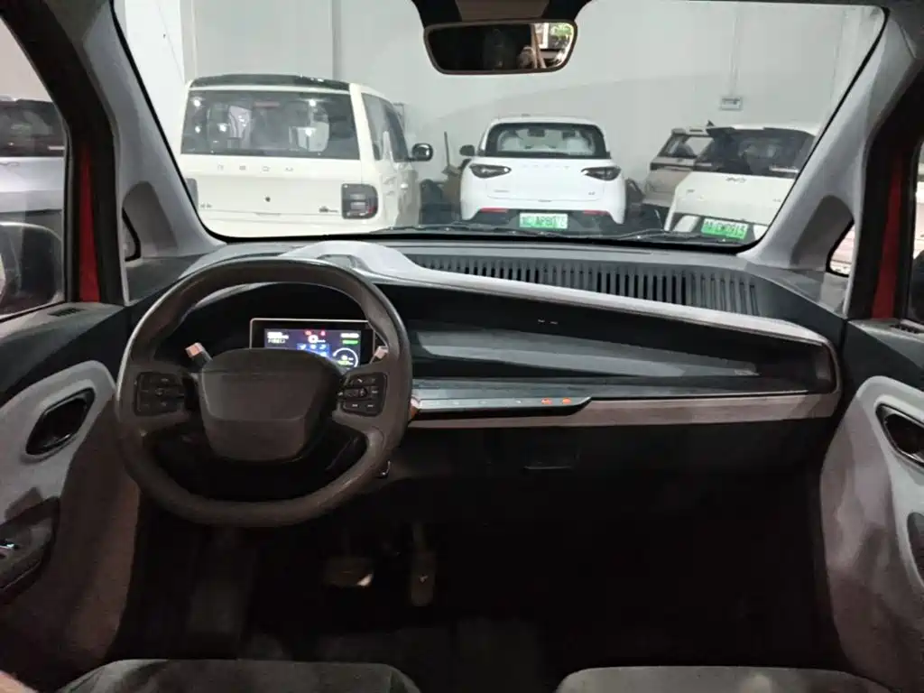 Baojun E200 — фото 10