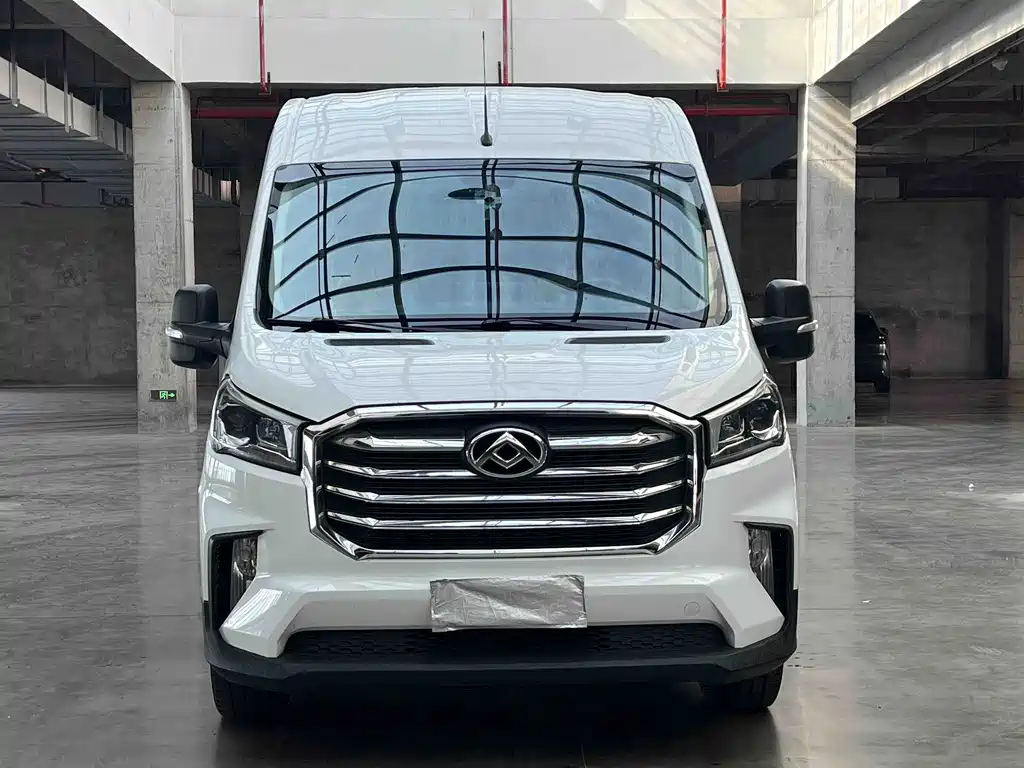 MAXUS V90 — фото 2