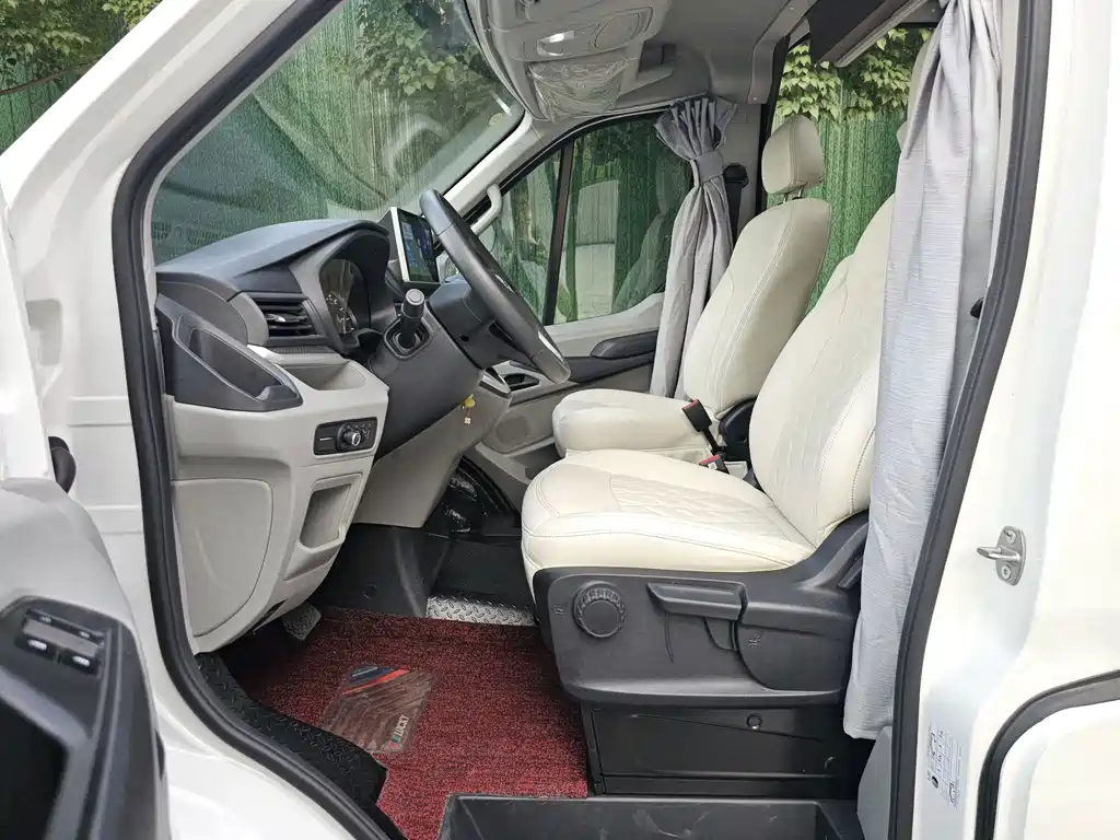 MAXUS V90 RV — фото 19