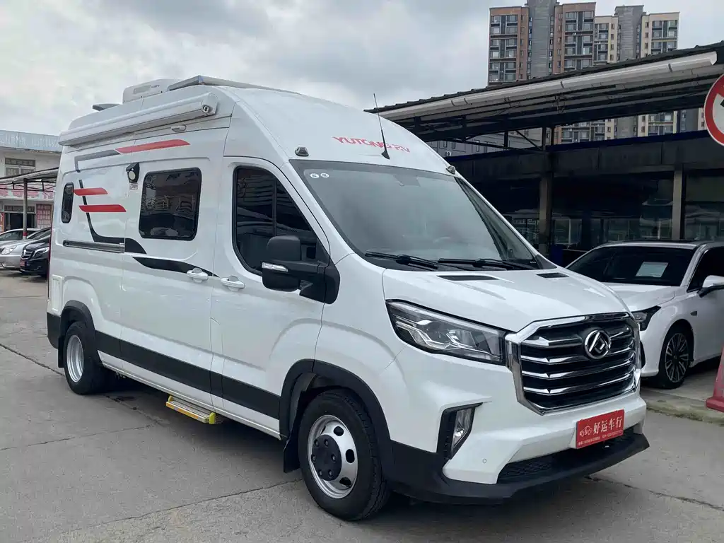 MAXUS V90 RV — фото 2