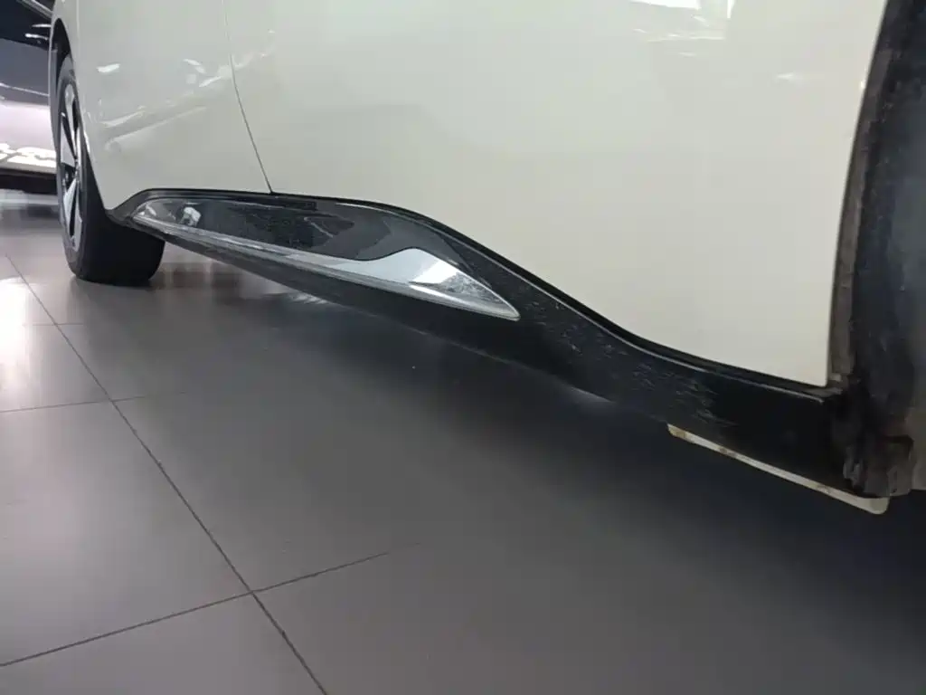 Baojun Yunduo — фото 22