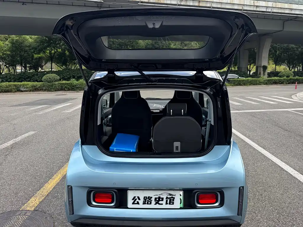 Baojun E300 — фото 14
