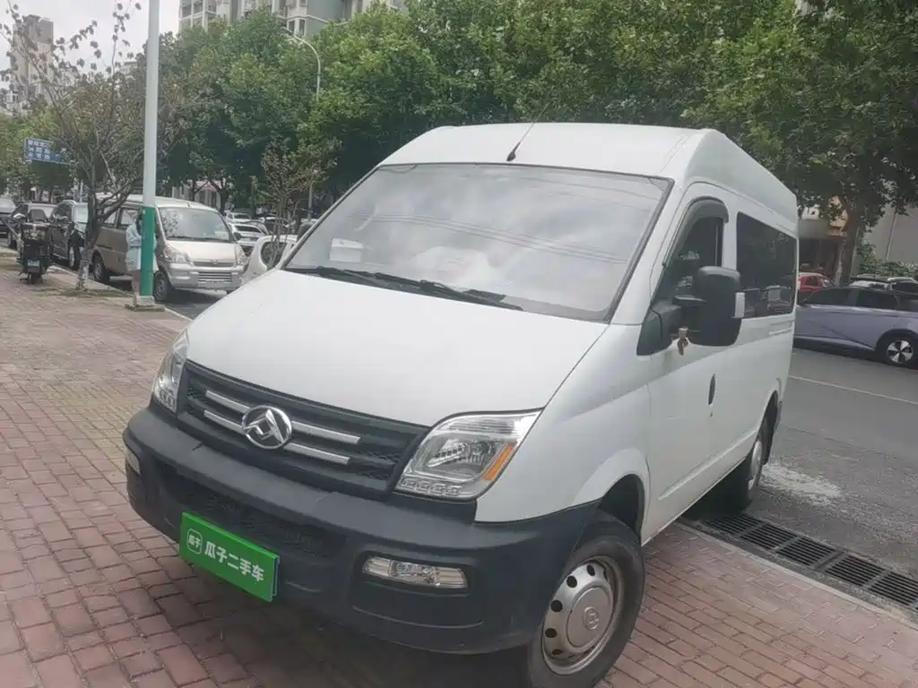 MAXUS V80
