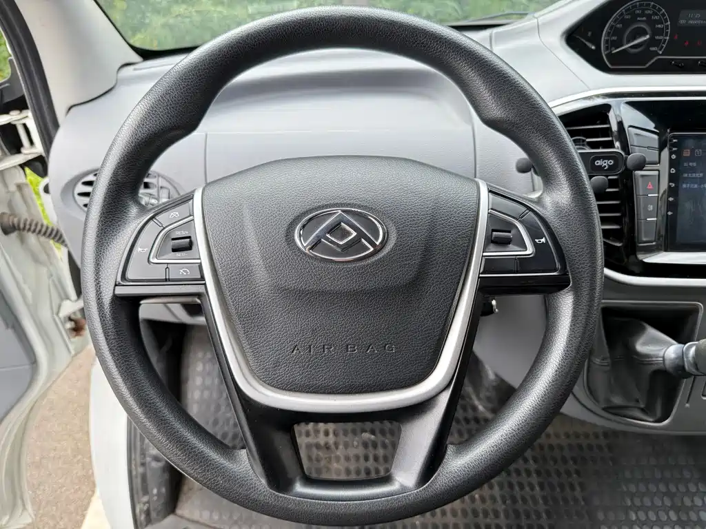 MAXUS V80 — фото 8