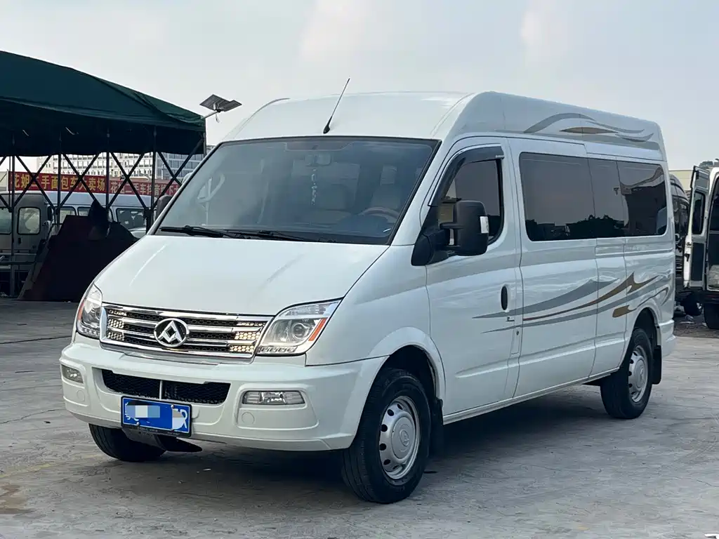 MAXUS V80