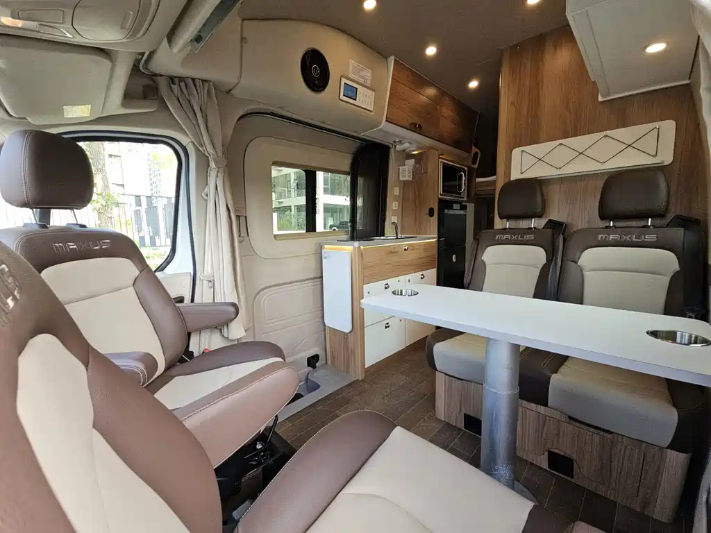 MAXUS V90 RV — фото 19