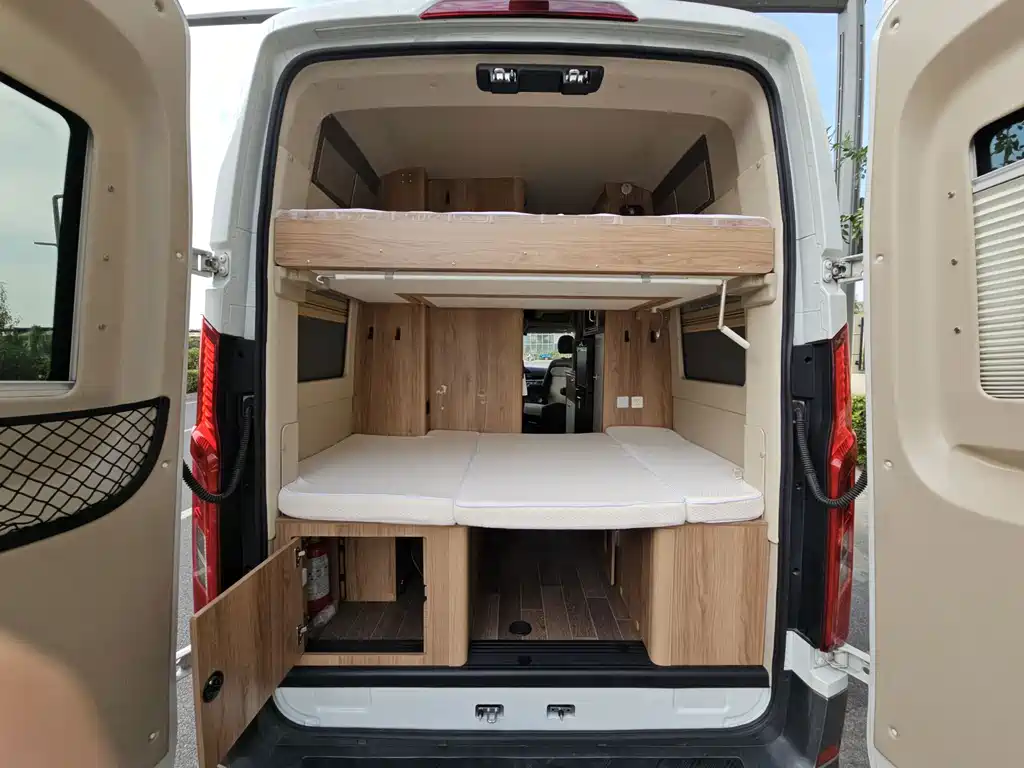 MAXUS V90 RV — фото 20