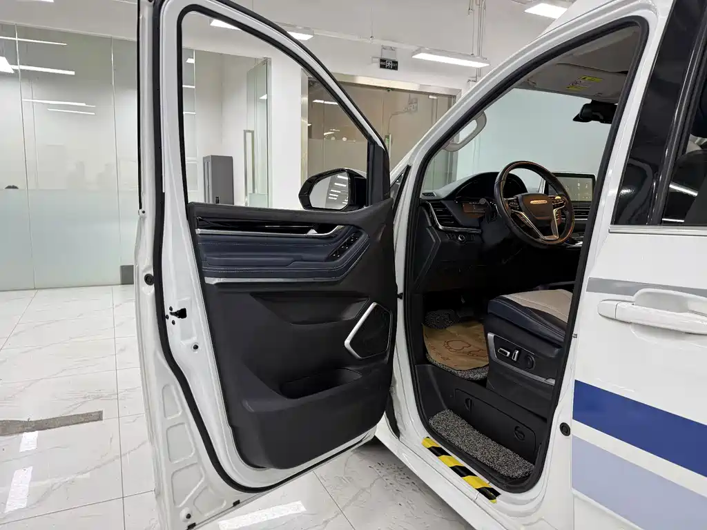 MAXUS G20 RV — фото 8