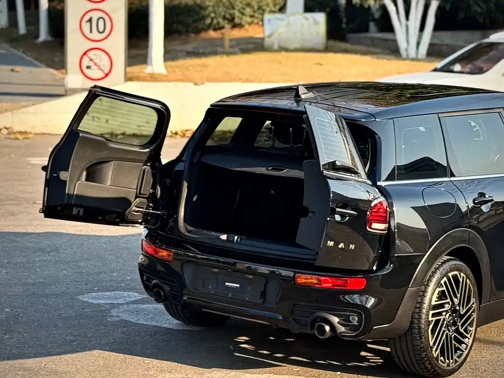 MINI Mini Clubman — фото 4