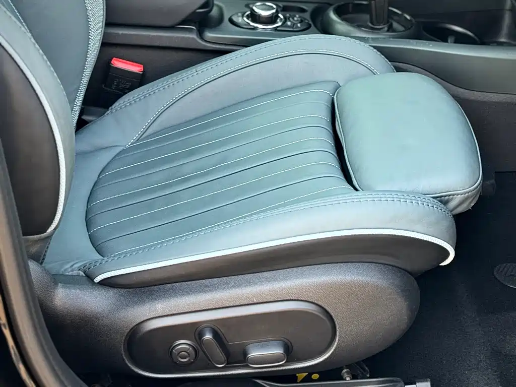 MINI Mini Clubman — фото 10