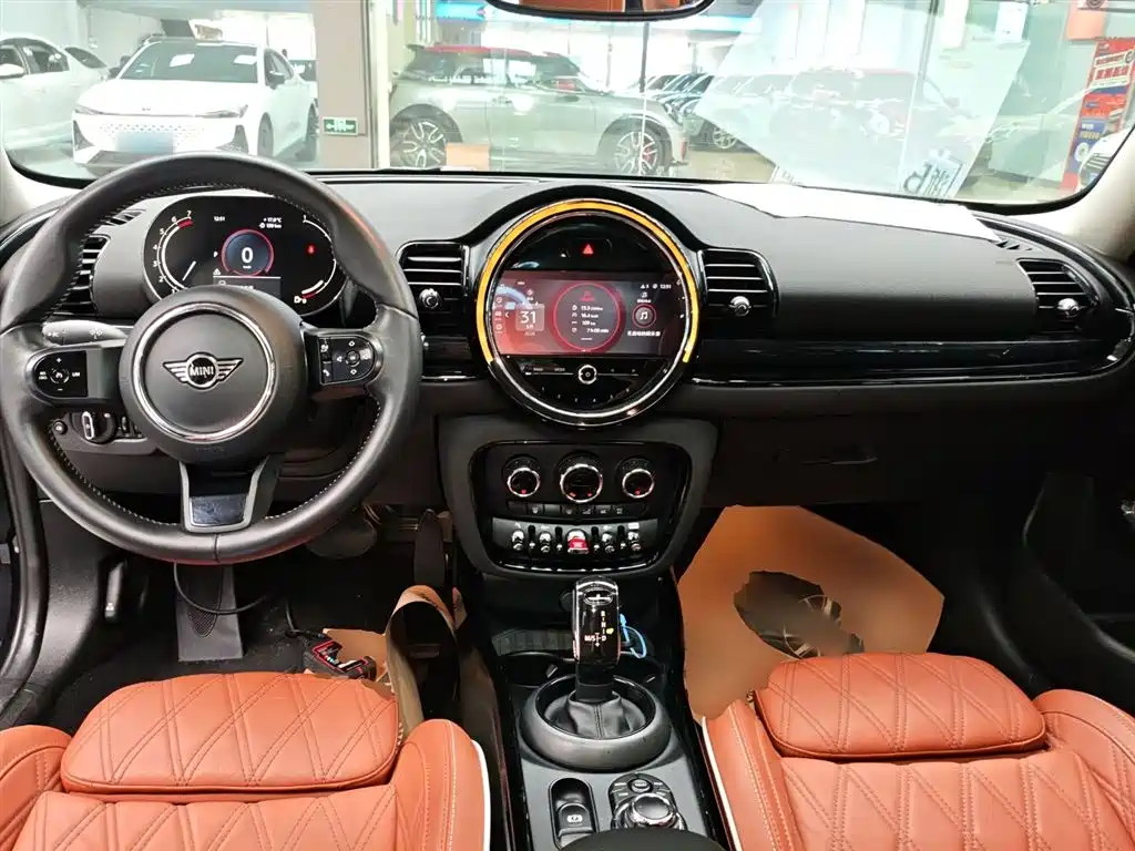 MINI Mini Clubman — фото 10