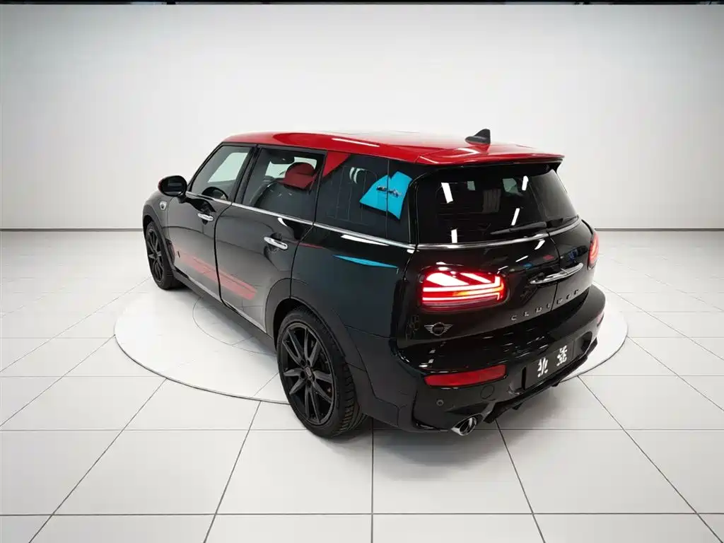 MINI Mini JCW Clubman — фото 5