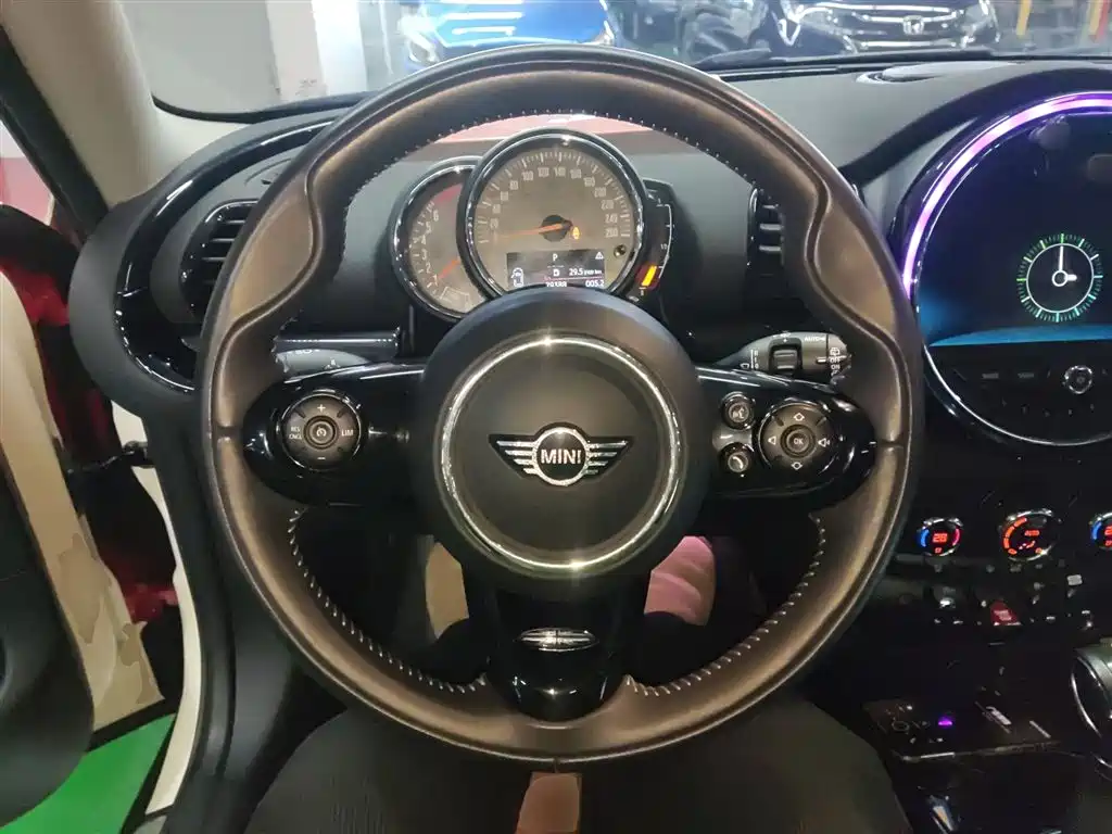 MINI Mini Clubman — фото 11