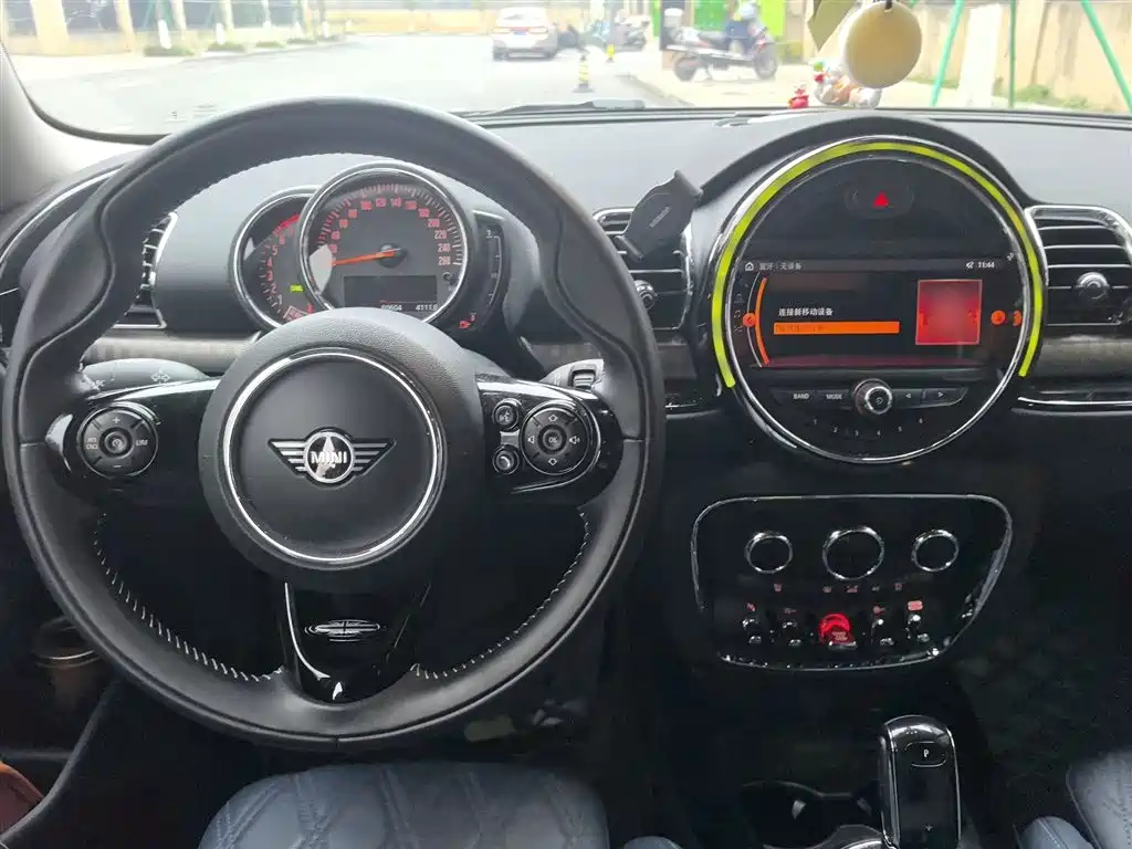MINI Mini Clubman — фото 3