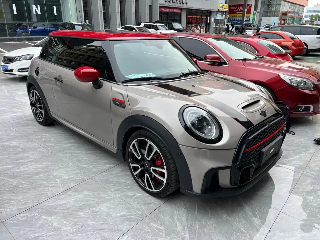 MINI Mini JCW — фото 3