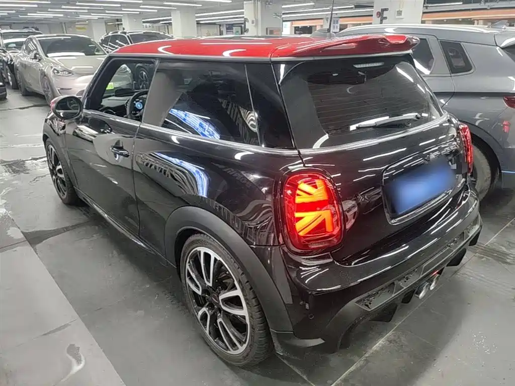 MINI Mini JCW — фото 5
