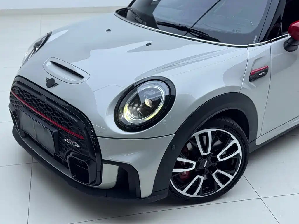 MINI Mini JCW — фото 4