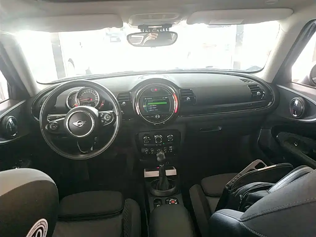 MINI Mini Clubman — фото 10