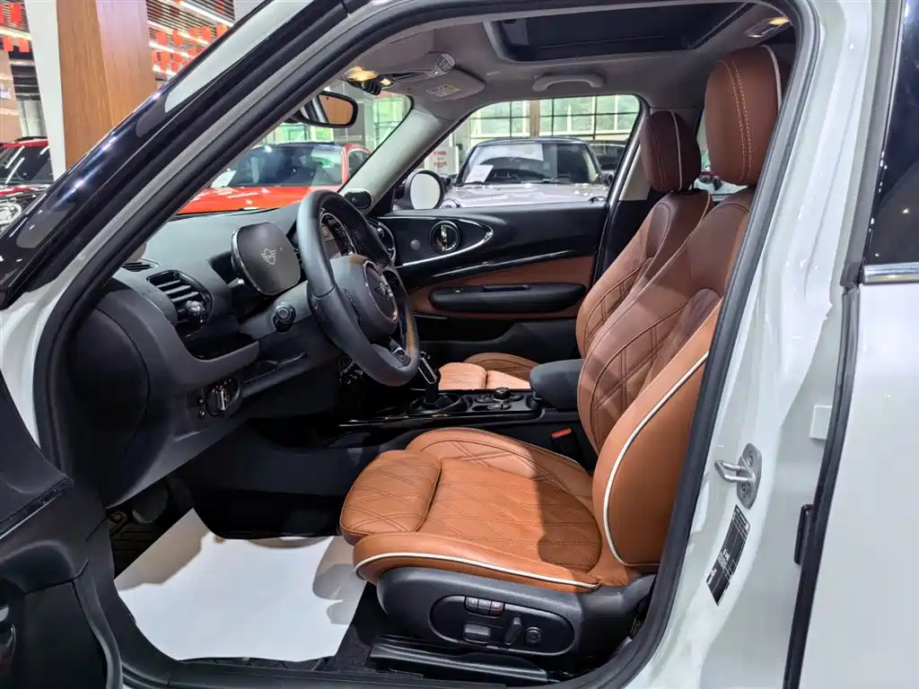 MINI Mini Clubman — фото 6