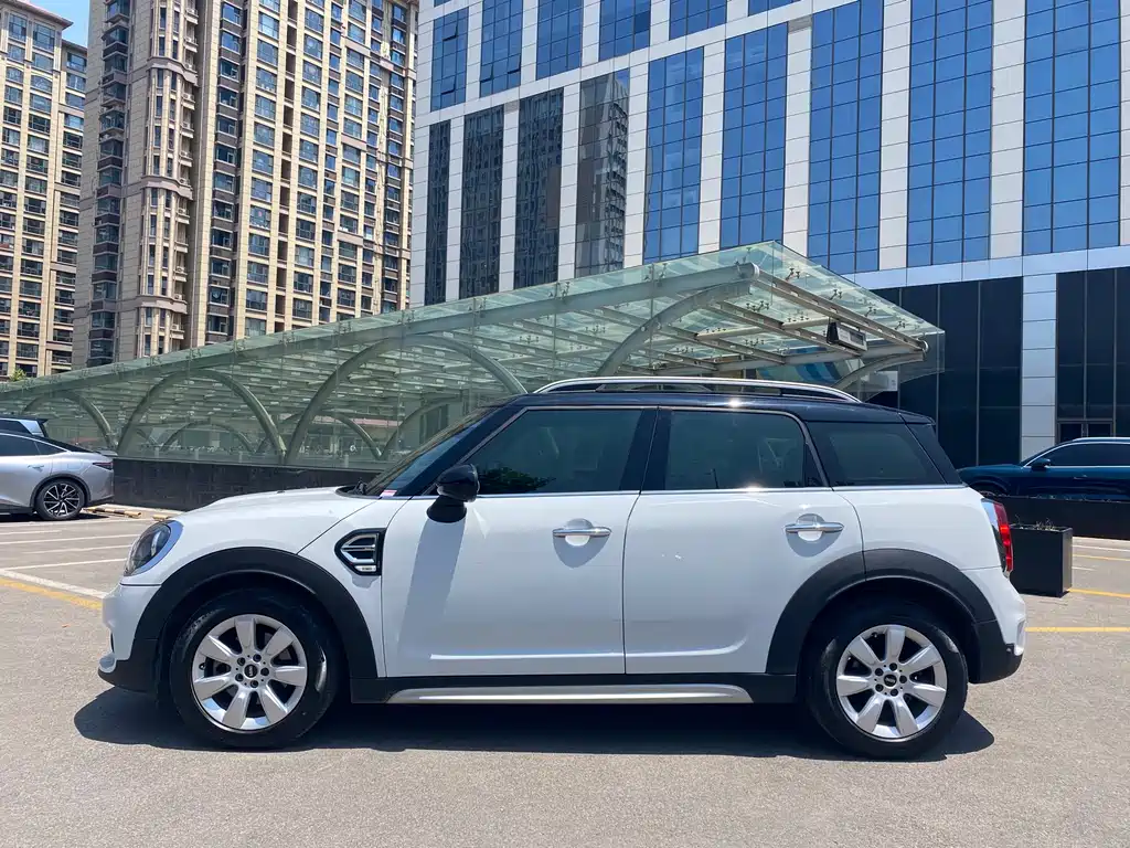 MINI Mini Countryman — фото 3