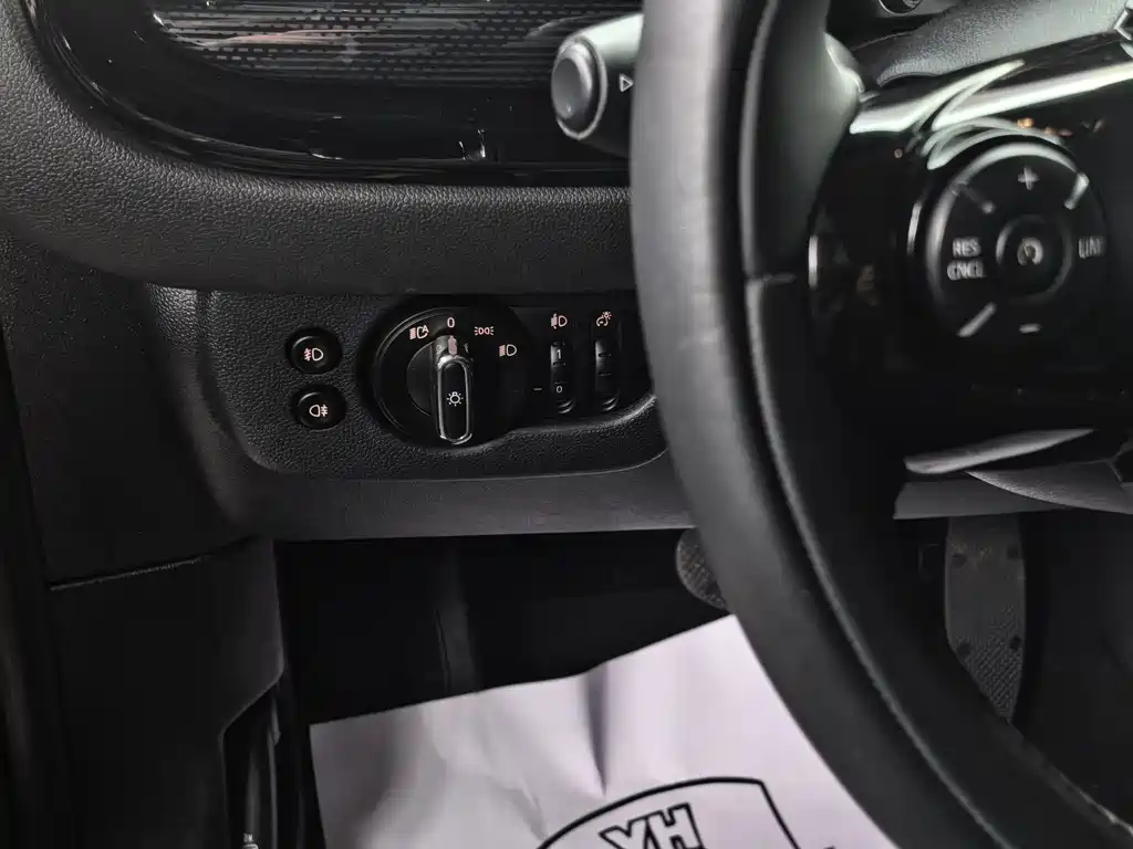 MINI Mini Clubman — фото 17