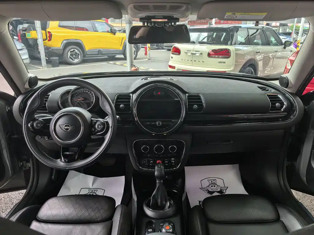 MINI Mini Clubman — фото 9