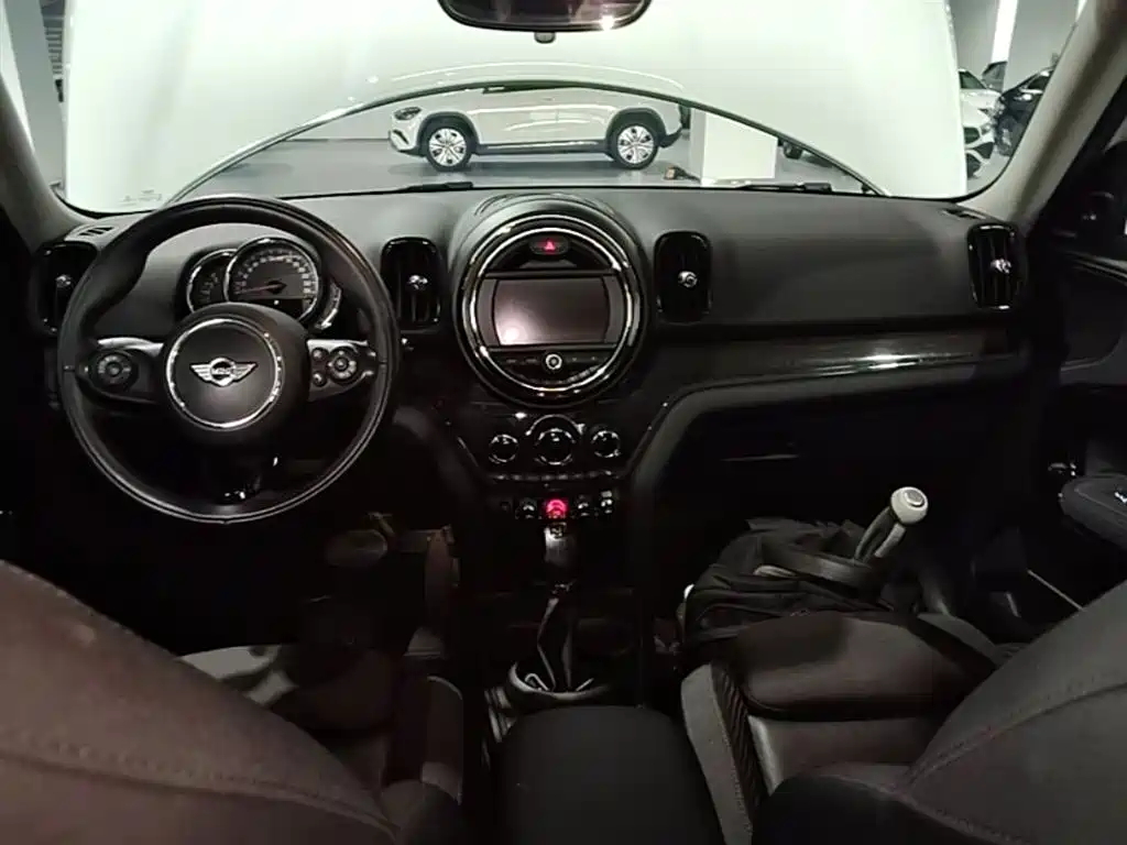 MINI Mini Countryman — фото 10
