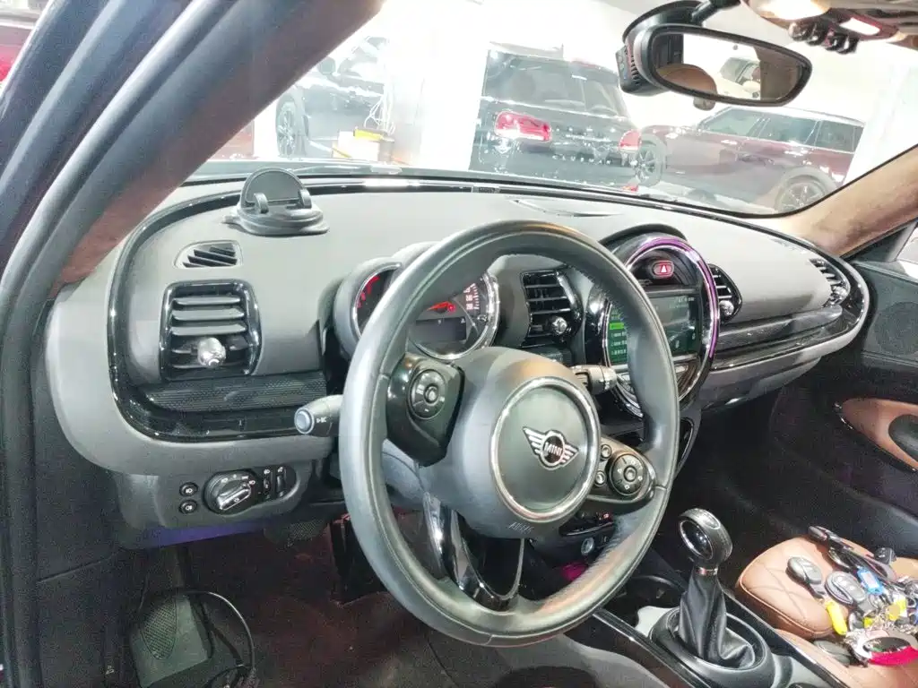 MINI Mini Clubman — фото 6