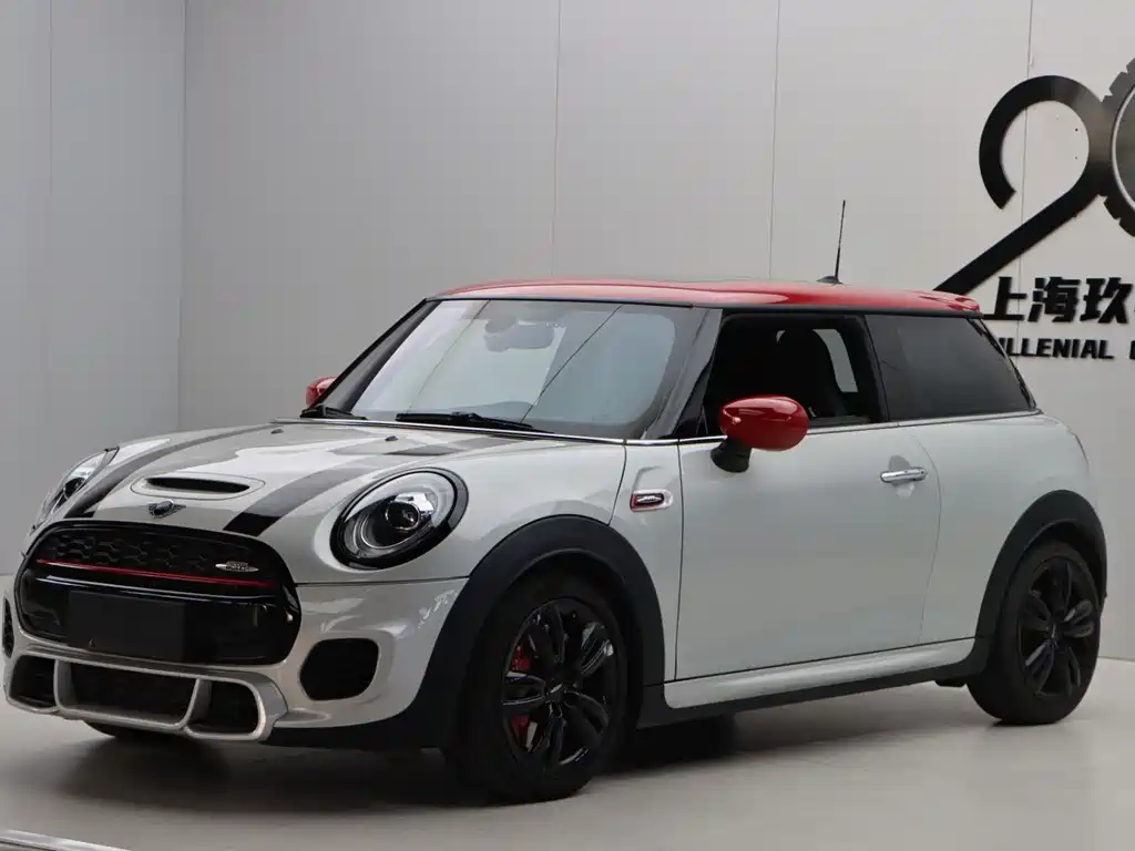 MINI Mini JCW — фото 3