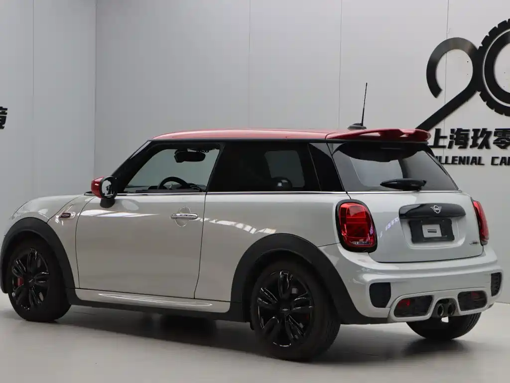 MINI Mini JCW — фото 4