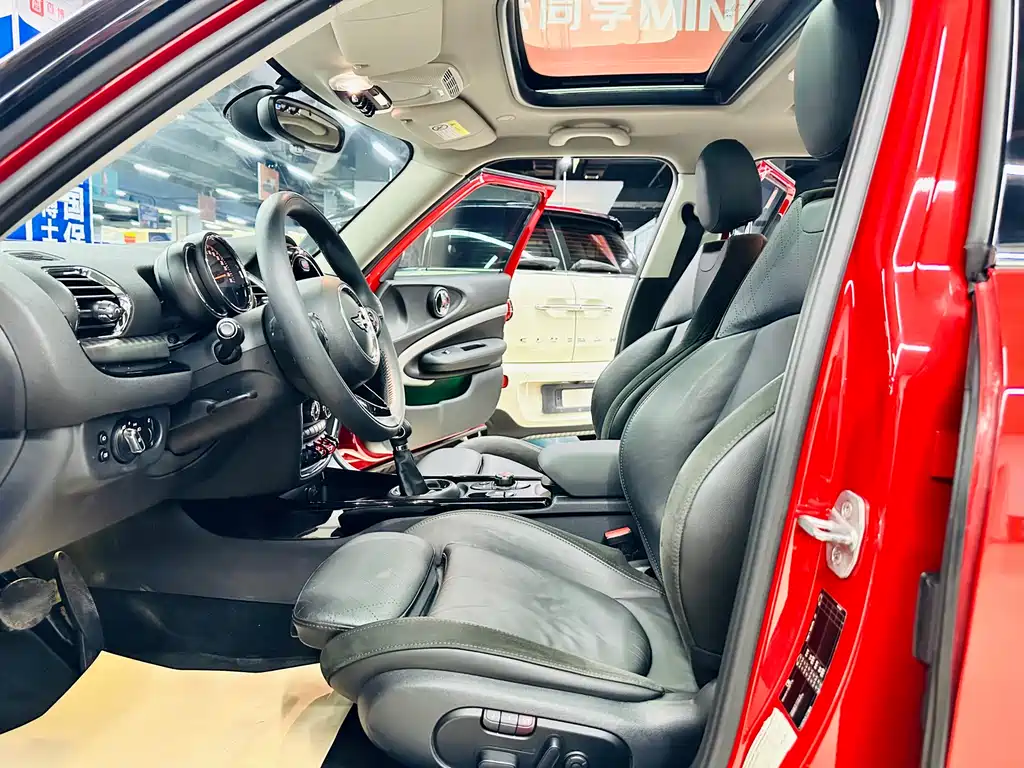 MINI Mini Clubman — фото 17