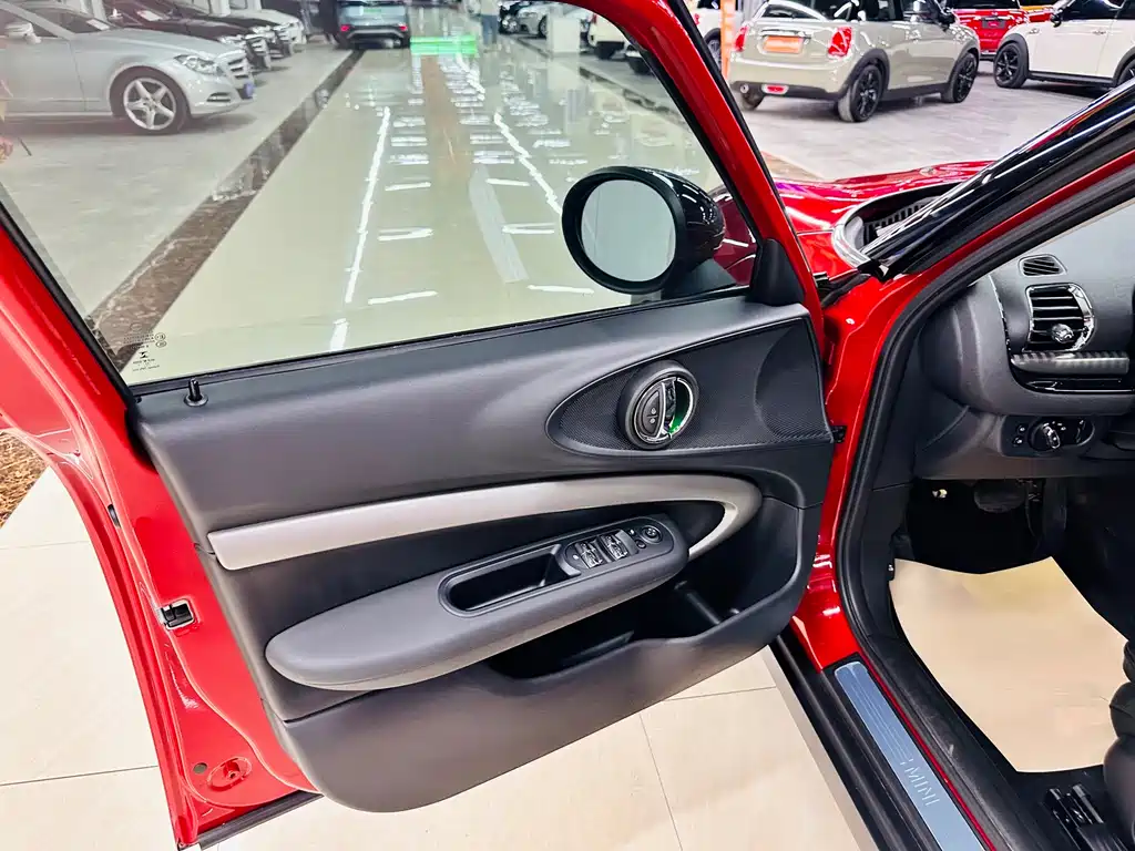 MINI Mini Clubman — фото 18