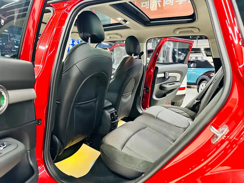 MINI Mini Clubman — фото 20