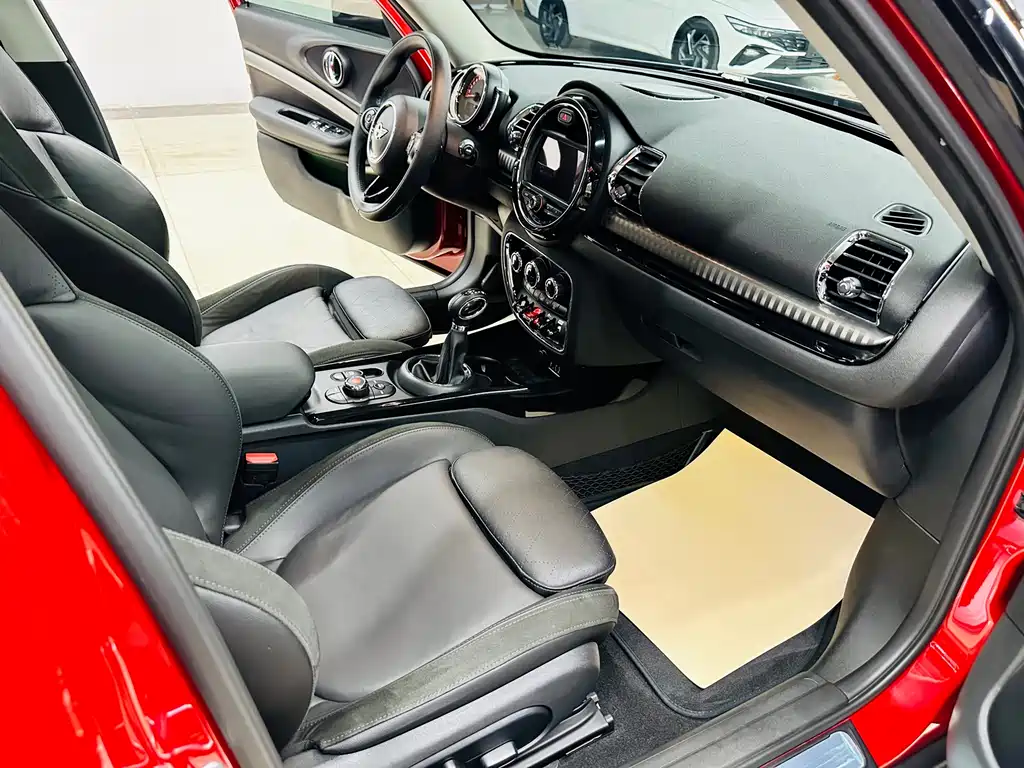 MINI Mini Clubman — фото 26
