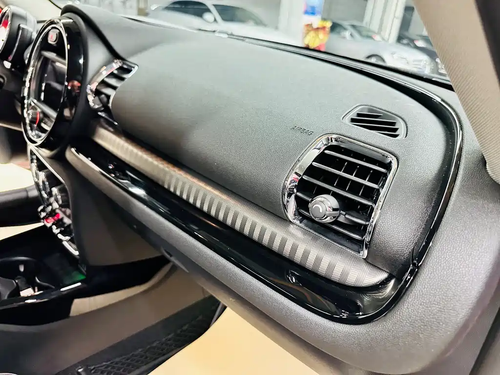 MINI Mini Clubman — фото 28