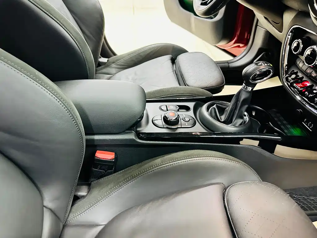 MINI Mini Clubman — фото 29
