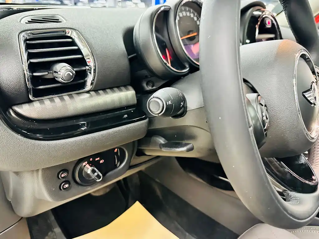 MINI Mini Clubman — фото 35